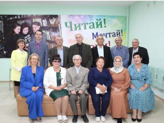 Различные мероприятия литературного объединения "Замандаш" в фотографиях-1